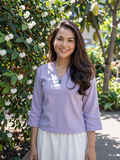 Aranya, 26, verified Thai woman from Khon Kaen seeking serious relationship on WCAC