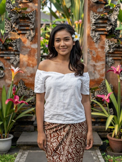 Ayu, 30, verified Balinese woman from Bali seeking serious relationship on WCAC